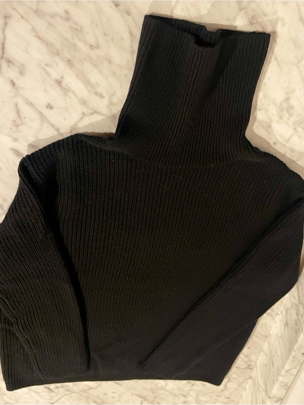 Quince Mongolian Cashmere Fisherman Turtleneck Sweater Black - Small - Picture 5 of 6